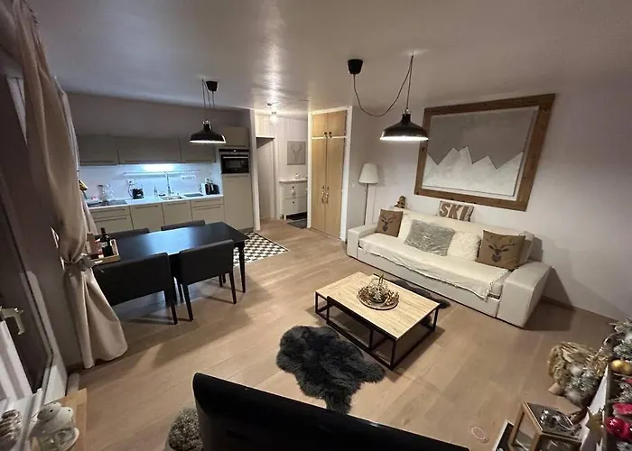 Apartment A 2 Min. A Pied Du Centre De Crans Et Des Remontee